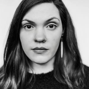 Meet your Posher, Caroline